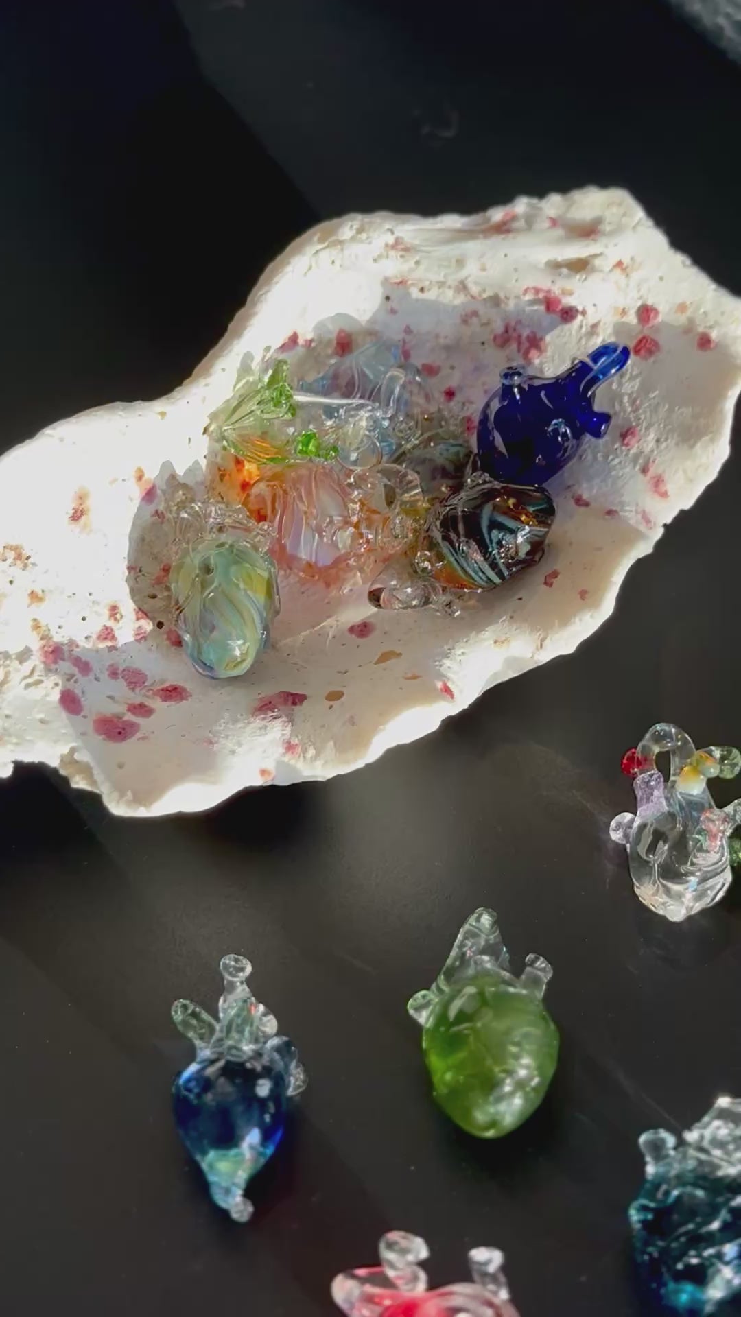 Corazón — Handblown Glass Heart Pendant